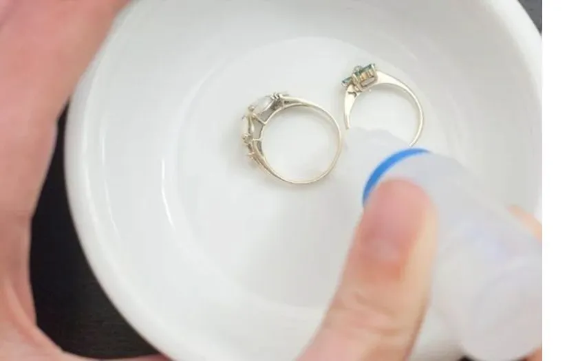 17 Cách Nhận Biết Vàng Thật Và Vàng Giả Đơn Giản, Nhanh Chóng Tại Nhà