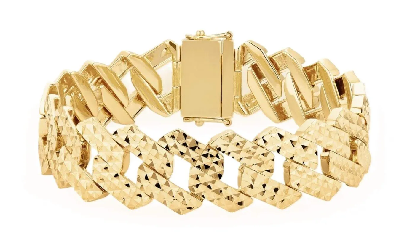 Giá vàng Ngọc Thẩm hôm nay bao nhiêu? Có nên mua vàng tại Ngọc Thẩm?