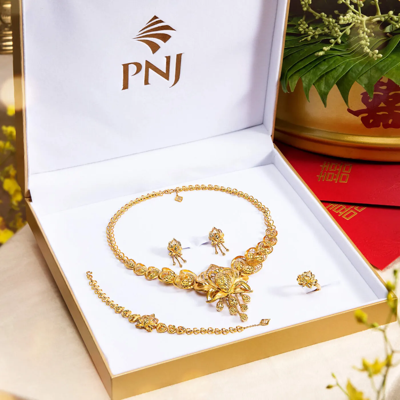 Tháng vàng đổ bộ – Bùng nổ quà tặng và lợi nhuận tới 12.12%/năm