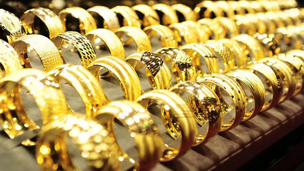 Vàng Non 10K Là Gì? Giải Mã Sức Hấp Dẫn Của Loại Vàng Đặc Biệt Này